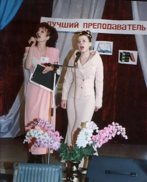 «Лучший преподаватель — 2000»