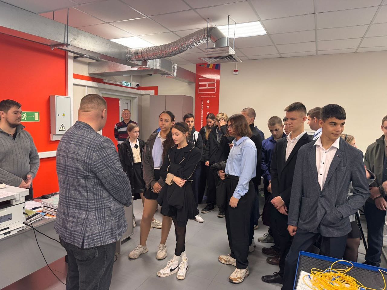 В ДВТК состоялось открытие Единого дня первой профессии в рамках регионального проекта «МОСТы»