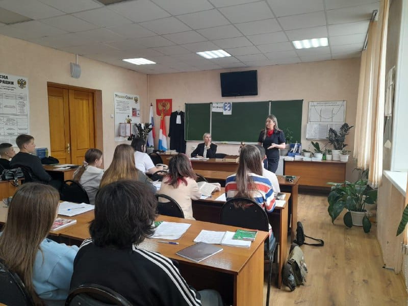 Профилактические беседы по вопросам ответственности несовершеннолетних