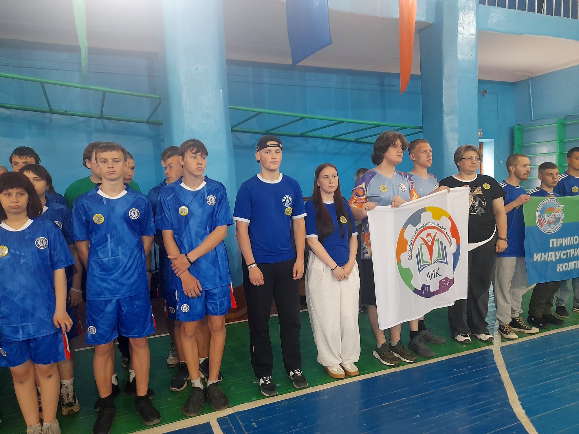 Нам со спортом по пути
