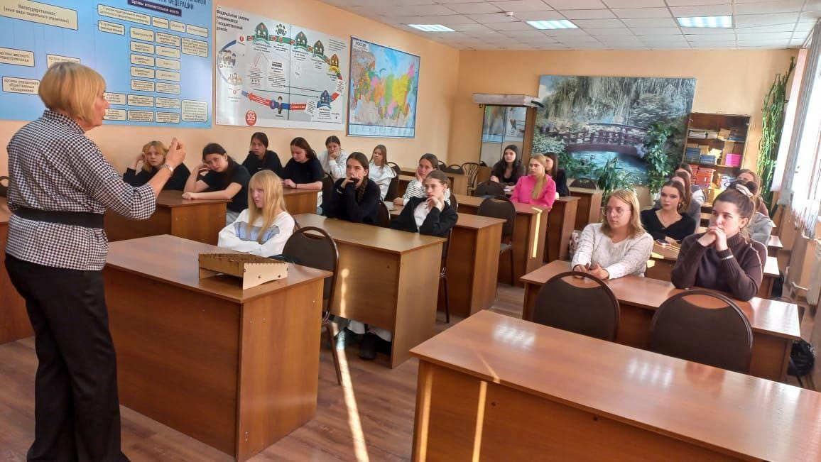 "С заботой о будущем" — семинар-тренинг для студенток 711 группы