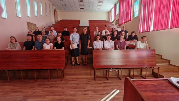 Беседа со студентами группы 841 по предмету «Делопроизводство и режим секретности»