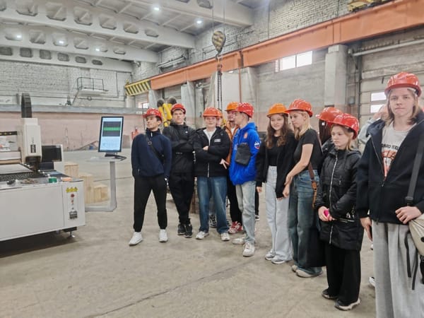 Экскурсия студентов 512 группы на предприятие «Строймост ДВ»
