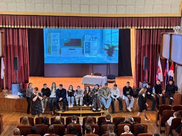 Социальный театр «Лаборатория диалога»: постановка «Один день, или вся жизнь девочки Тани»