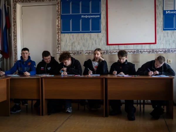 Декада психологии: арт-терапия для студентов группы 512